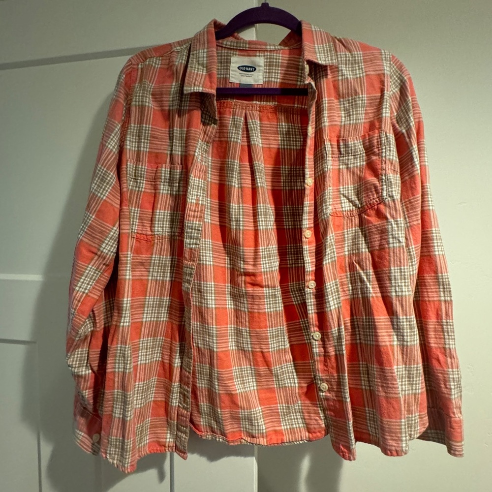 Old Navy Flannel, salmon color, Size M